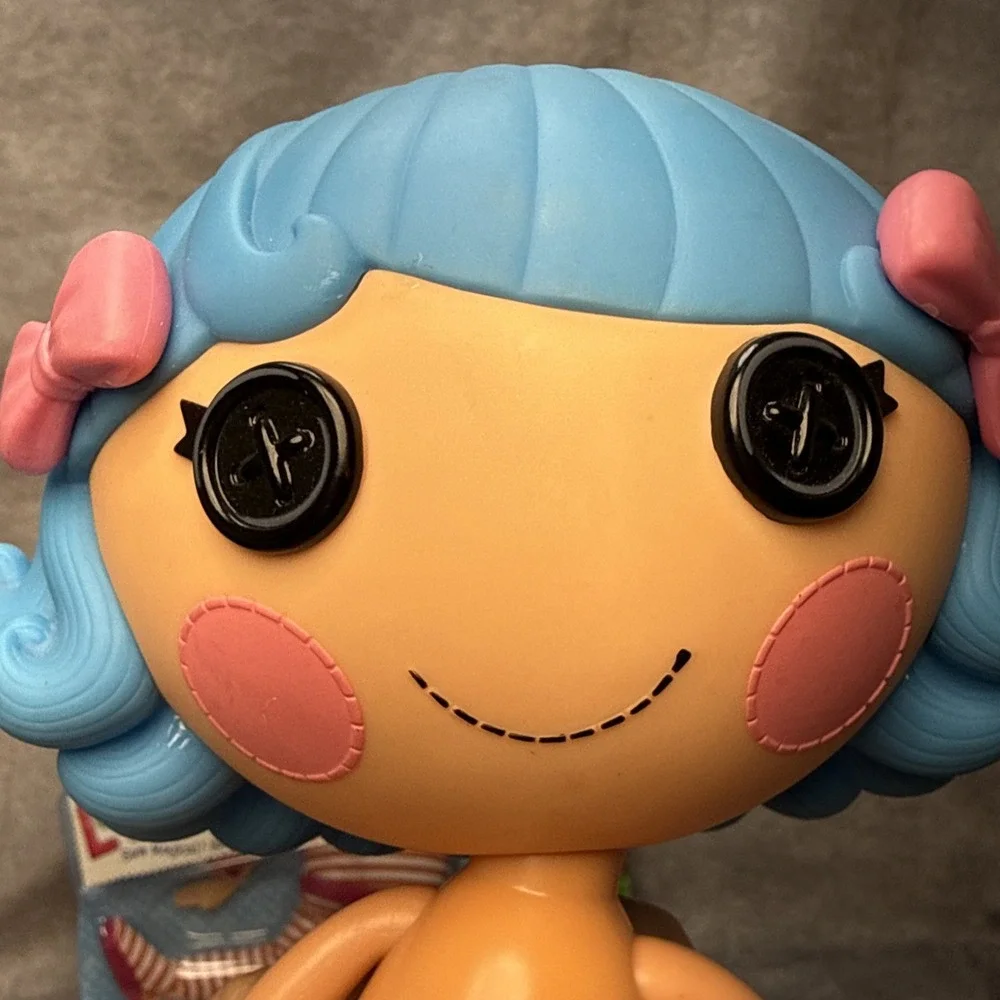 lalaloopsy rosy bumps